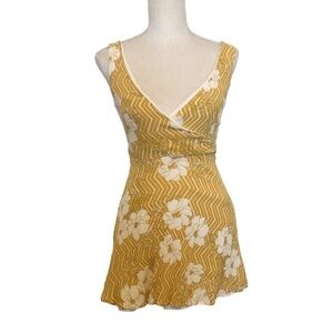 LULU'S Women's Wonderful Ways Yellow Floral Print Faux Wrap Skater Dress XS Yell